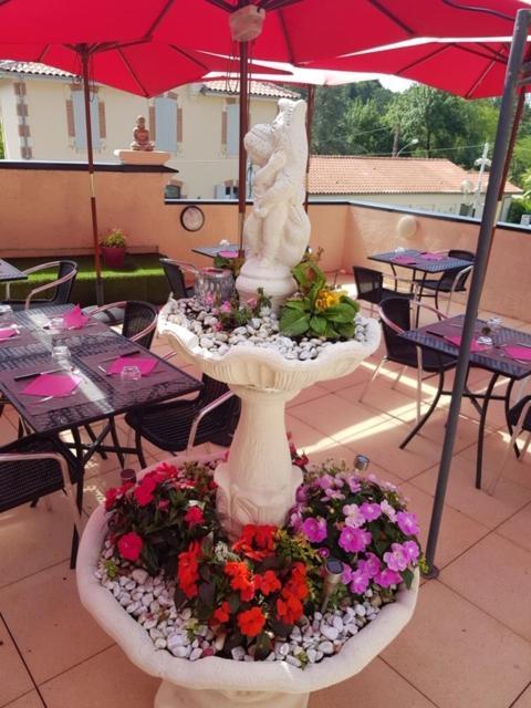 Hotel Restaurant Les Kakis Barbotan-les-Thermes Exterior foto