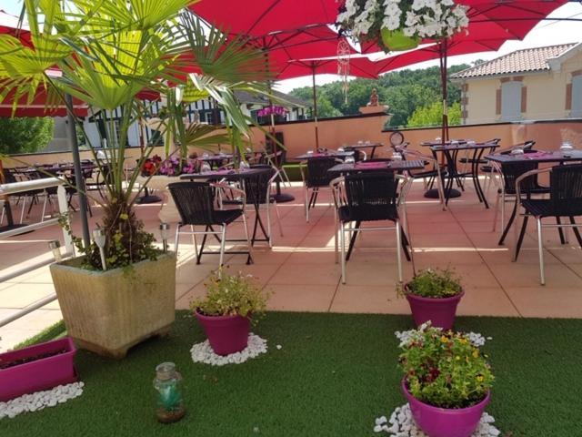 Hotel Restaurant Les Kakis Barbotan-les-Thermes Exterior foto
